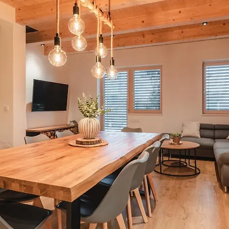 Rezidence Apartment *