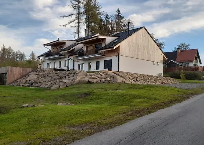 Apartament Rezidence *